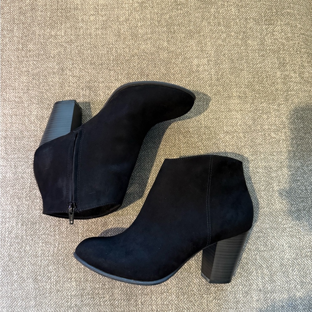 Women’s Old Navy Boots
